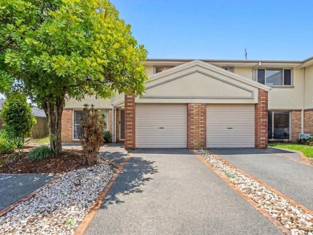 Townhouse for rent in Fernbrook, Queensland