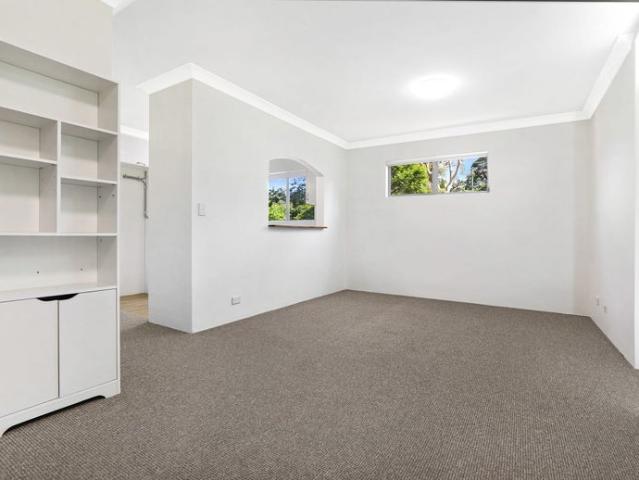 Apartment for rent in Wollongong West, New South Wales