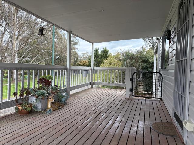Apartment for sale in Alexandra, Victoria