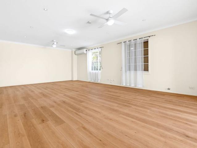 House for rent in St Clair, Sydney