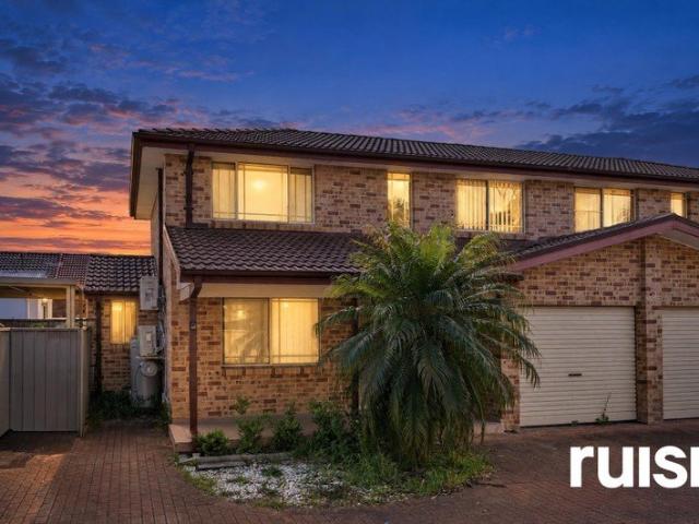 Townhouse for sale in Smithfield, Sydney