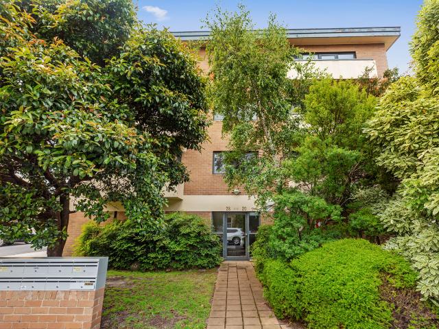 Apartment for rent in Carlton North