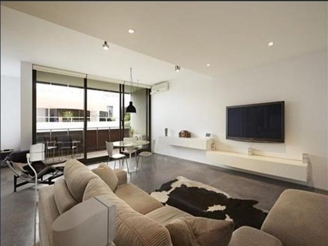 Apartment for rent in Jolimont, Melbourne