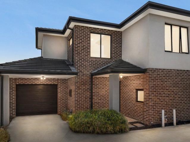Townhouse for rent in Camerons Creek, Victoria