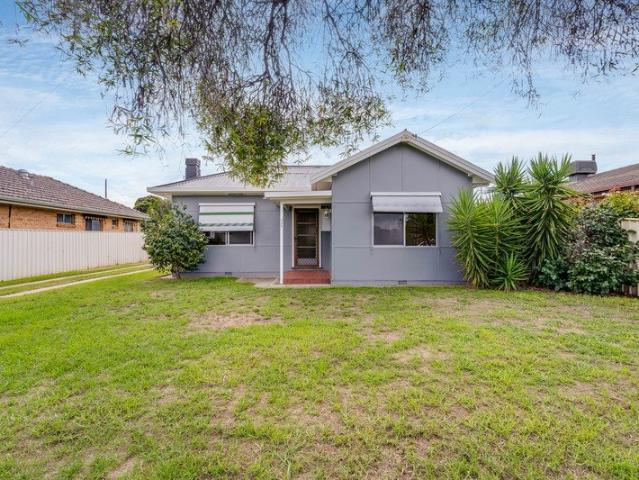 House for rent in Lavington, Albury