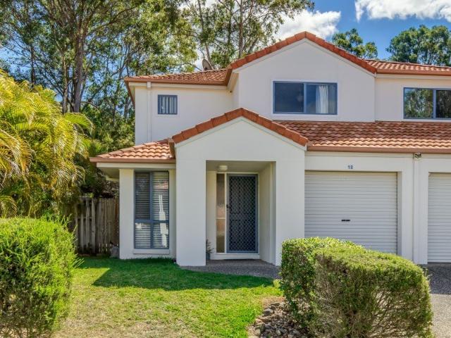 Townhouse for sale in Fernbrook, Queensland