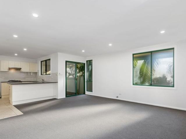 House for rent in Wollongong West, New South Wales
