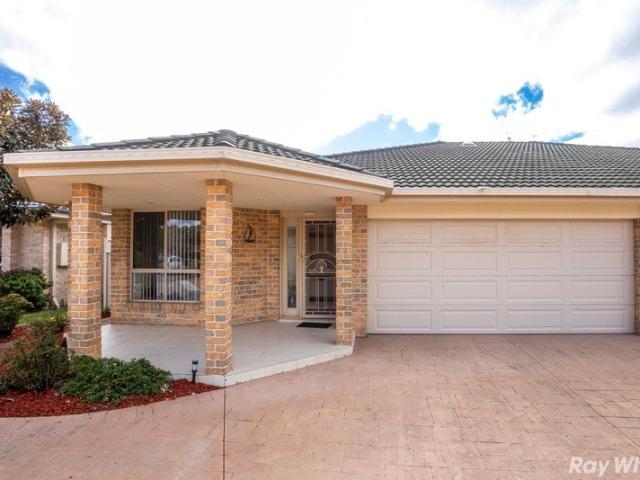 Villa for sale in Forster, New South Wales