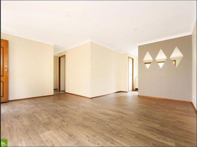 House for rent in Wollongong West, New South Wales