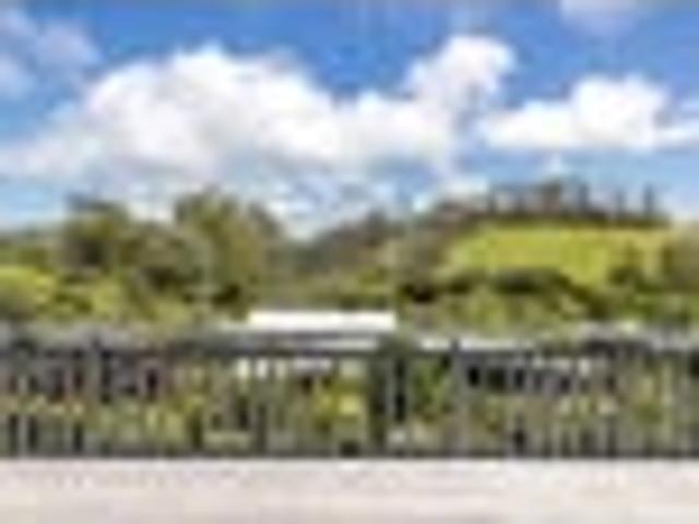 House for sale in Omiha, Oroua County