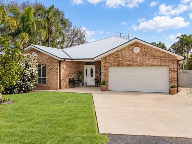 House for sale in Leeton, Leeton Shire Council