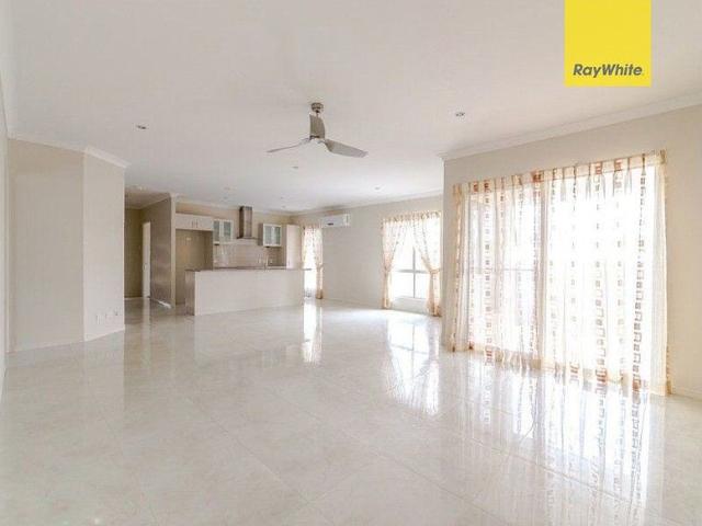 House for rent in Slacks Creek, Greater Brisbane
