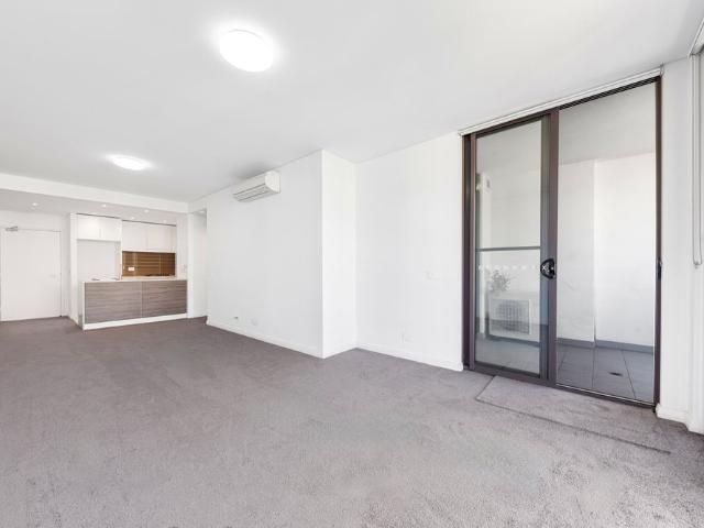 Apartment for rent in Wentworth Point, Sydney