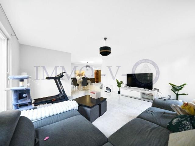 Apartment mieten in Grens, Waadt