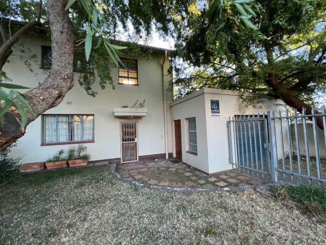 House for rent in La Colline, Stellenbosch Local Municipality