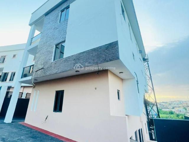 Detached duplex for sale in Kosofe , Abuja