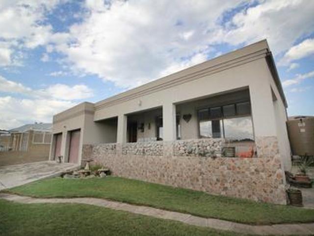 House for sale in Groot Brak Rivier, Western Cape