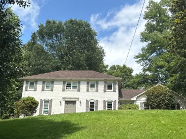 House for sale in Sandy Springs, Georgia
