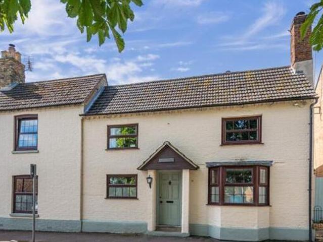 House for sale in Huntingdon