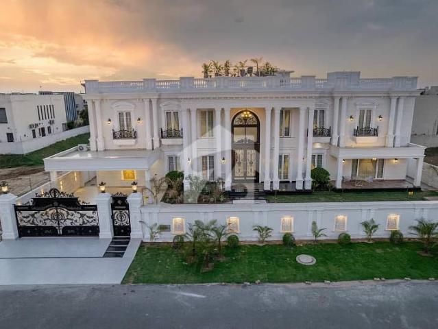House for sale in لاہور, لاہور ڈویژن