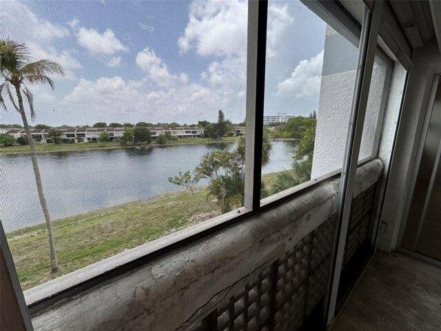 Condo for sale in Lauderhill