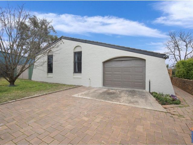 House for sale in Abington, New South Wales