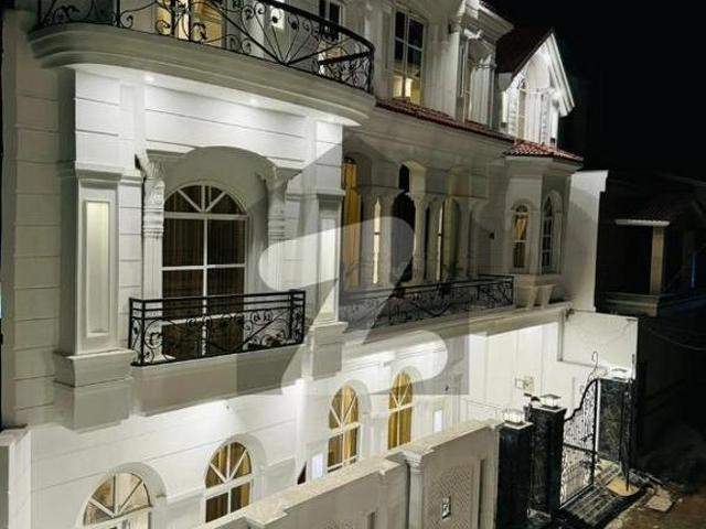 House for sale in Peshawar, North West Frontier Province