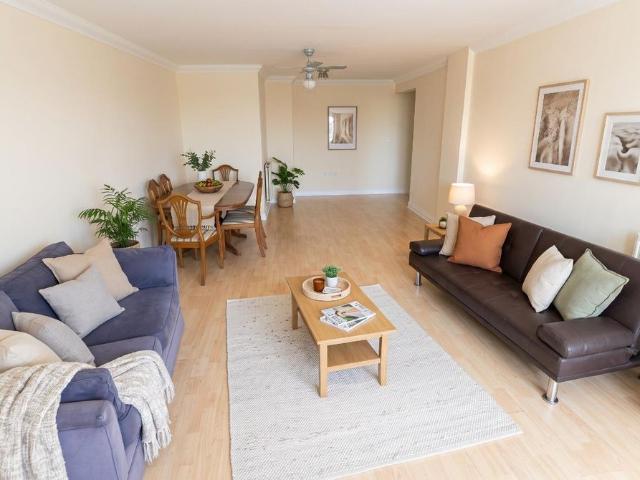 Apartment for rent in London Borough of Bromley, Greater London