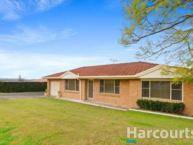 House for rent in Hunter, Victoria