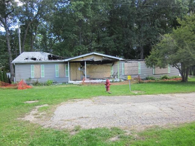House for sale in Clutz Lakeview Woodlands, Walled Lake