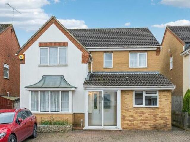 House for sale in Poplars, Shephall