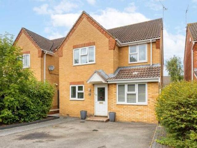 House for sale in Poplars, Shephall