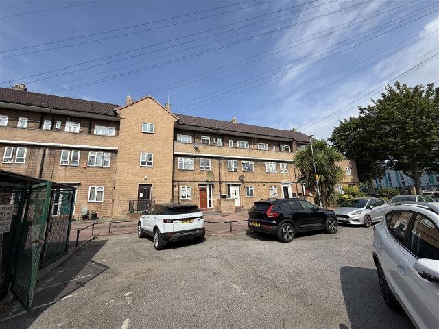 Apartment for rent in Greater London