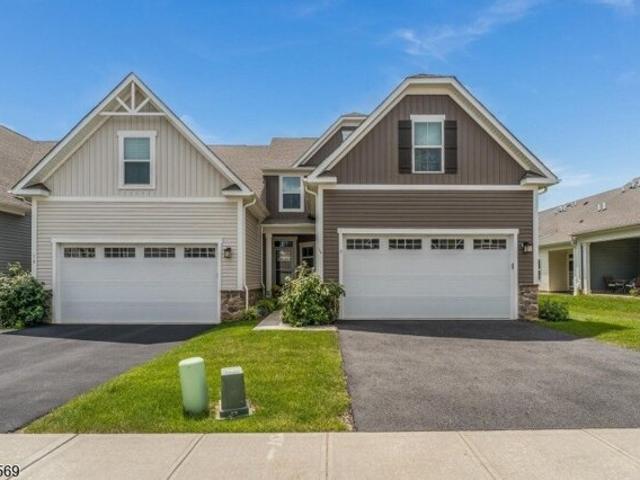 House for sale in Washington, New Jersey