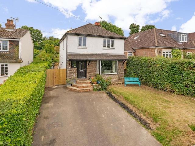Apartment for rent in Woods Green, Cross In Hand