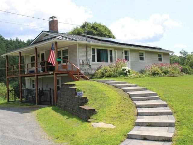 House for sale in Saint Johnsbury, Caledonia County