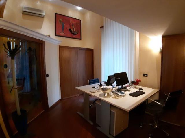 Ufficio in affitto a Campania