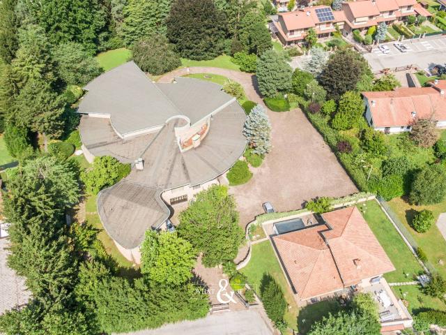 Locale Commerciale in vendita a Mulino di Peregallo, Briosco
