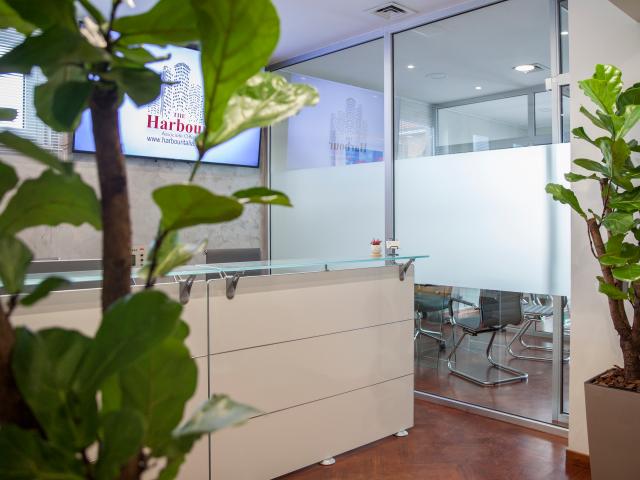 Ufficio in affitto a Municipio 1, Puglia