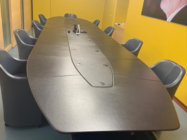 Ufficio in affitto a Municipalità 1, Pizzofalcone