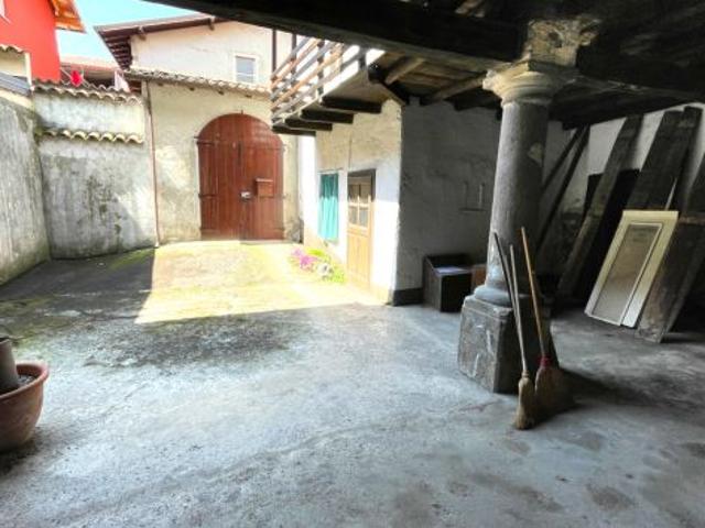 Villa Indipendente in vendita a Semonte, Vertova