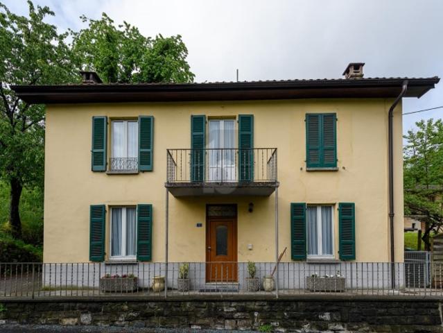 Einfamilienhaus kaufen in Novazzano, Tessin