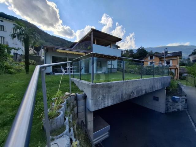 Mehrfamilienhaus kaufen in Acquarossa, Tessin