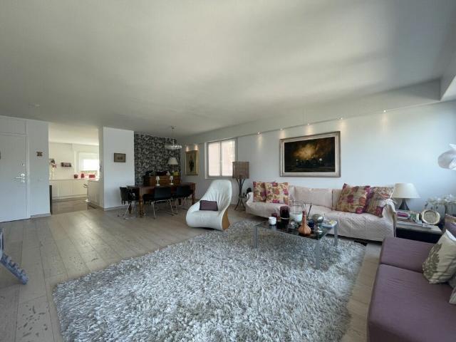 Wohnung kaufen in Paradiso, Tessin