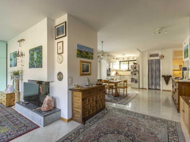 Wohnung kaufen in Agno, Tessin