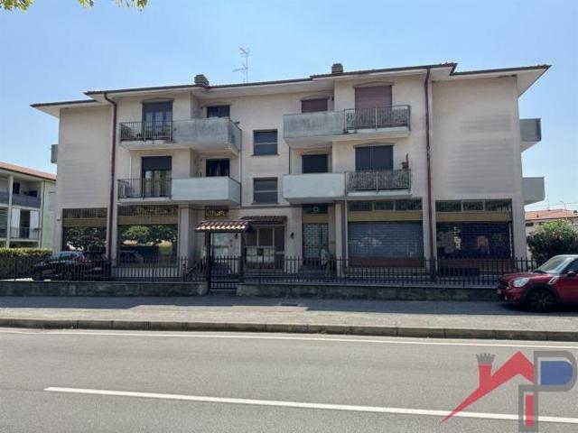 Appartamento in vendita a Sotto il Monte Giovanni XXIII, Bergamo