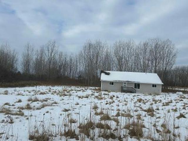 House for sale in Yale