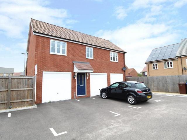 Apartment for rent in Red Lodge, West Suffolk