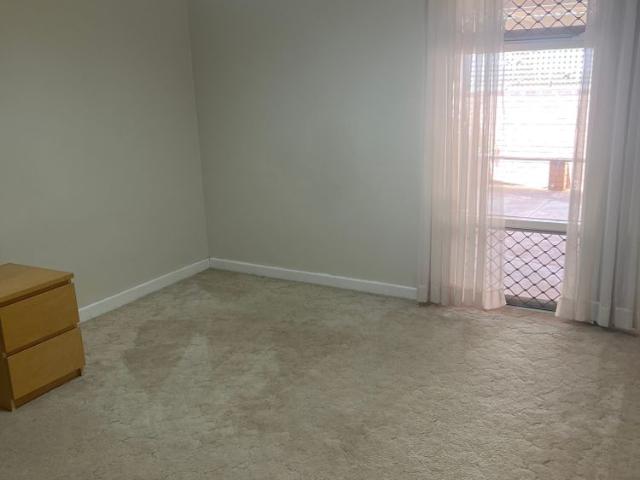 Room for rent in Spearwood, Western Australia