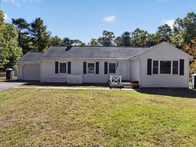 House for sale in Falmouth, Barnstable County